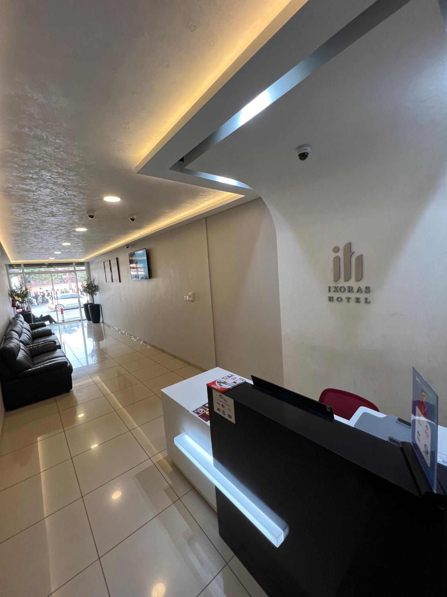 Ixoras Hotel Victoire 金沙萨 外观 照片